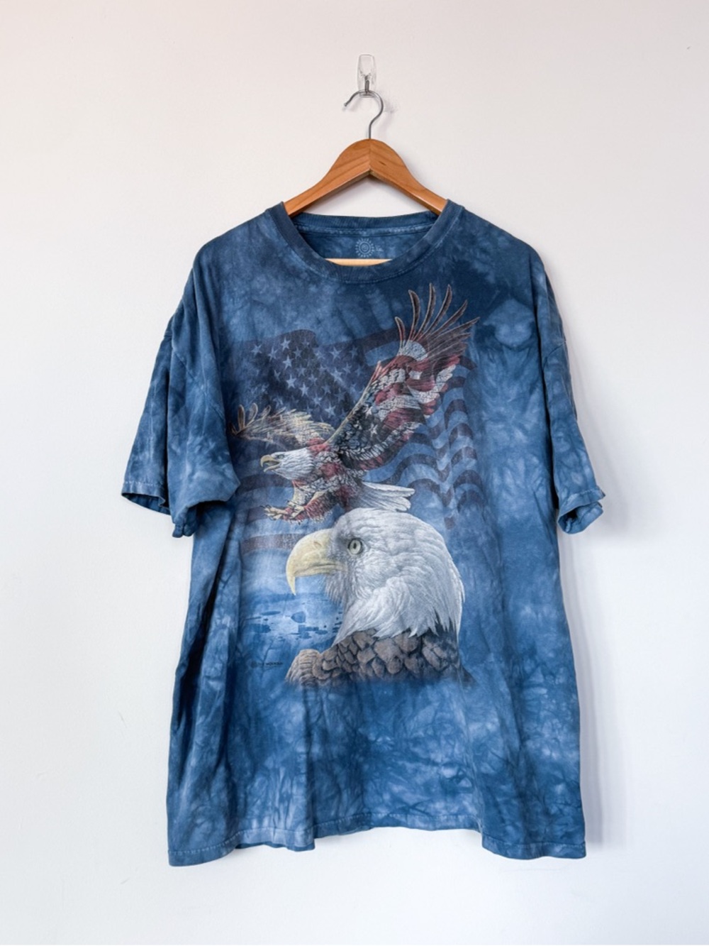 The Mountain 2011 American Eagle Flag Shirt Size 3XL 100% Cotton Blue Tie Dye